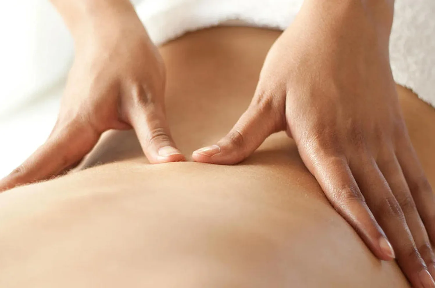 Full body relaxation massage at Yes SPA Las Vegas